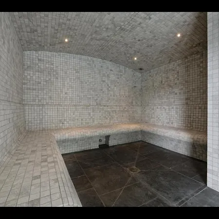 公寓 In With & Pool